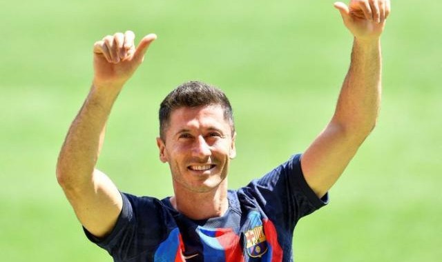 体育娱乐-莱万：年龄根本不是问题 我知道如何对付皇马