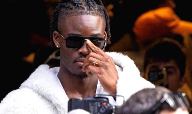 开云app安全-德媒：拜仁在关注国米后卫比塞克，目前还没有展开实质性接触