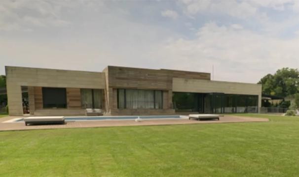 在线体育-C罗欲出租在马德里的豪华别墅 月租金1万欧元！