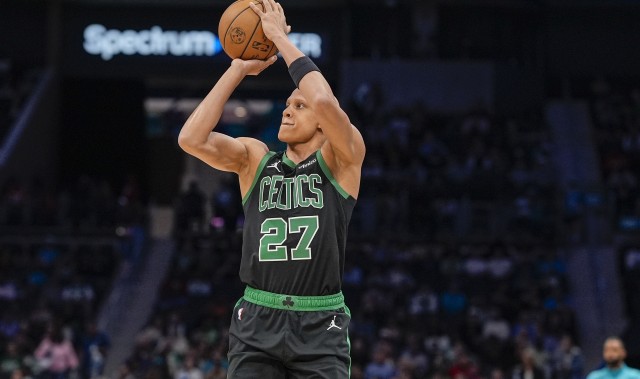 开云体育安卓下载-杰伦·布朗：我们季后赛时需要沃尔什 会督促他一直保持专注