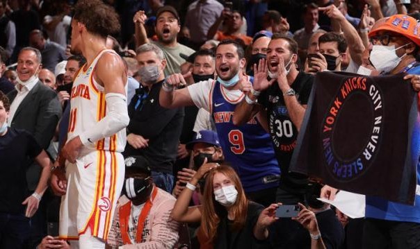 体育娱乐-球迷终于大面积入场 “越界事件”却屡见不鲜