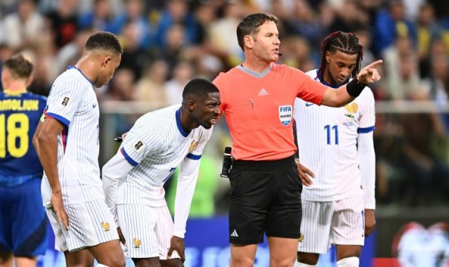 世体：登贝莱成世俱杯第一大受害者，受FIFA病毒双倍困扰