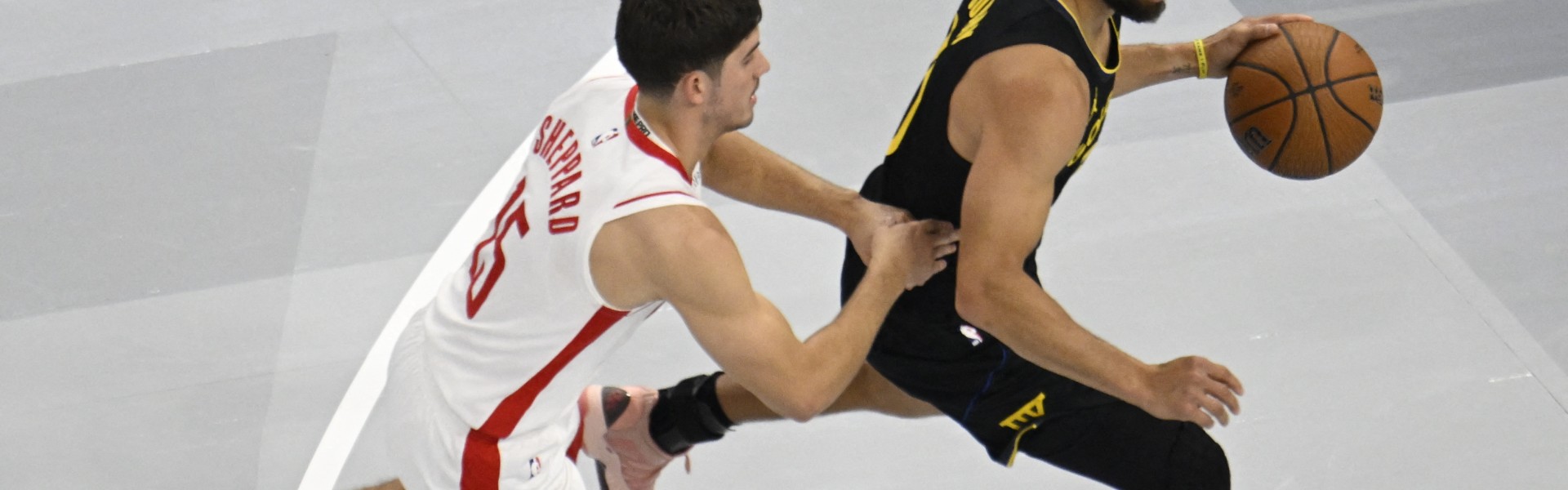 体育APP-谢泼德外号“可卡因库里”？克莱：太离谱 没人能和库里相提并论