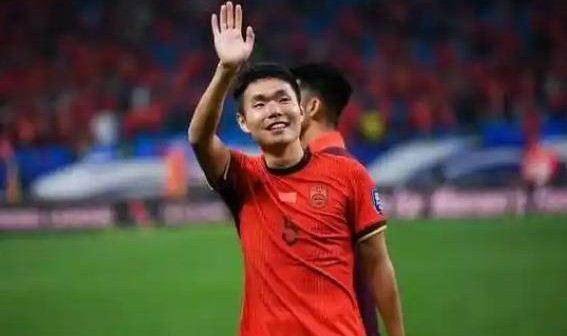 首页-王上源透露国足训练细节 称球队里无人是不可或缺