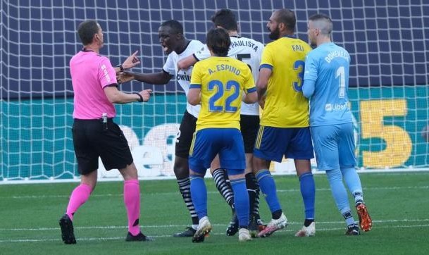 开体育app下载安装免费-迪亚哈比：对方曾问 若卡拉道歉比赛能否继续