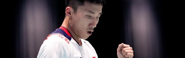 体育娱乐-陆光祖逆转李梓嘉锁定总决赛 国羽三对男双进八强