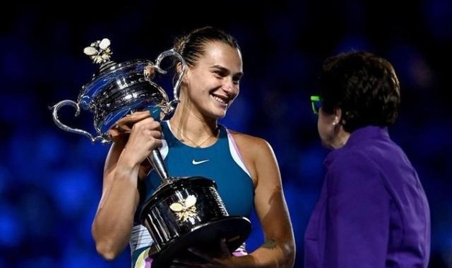 开体育app下载安装免费-张奔斗：职业生涯首座大满贯冠军，萨巴伦卡值得