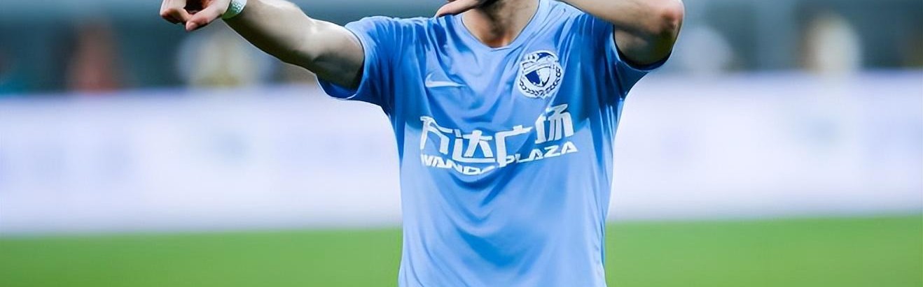 体育APP-阿奇姆彭要是离开河南队，大连英博可以考虑引进他吗？引发热议